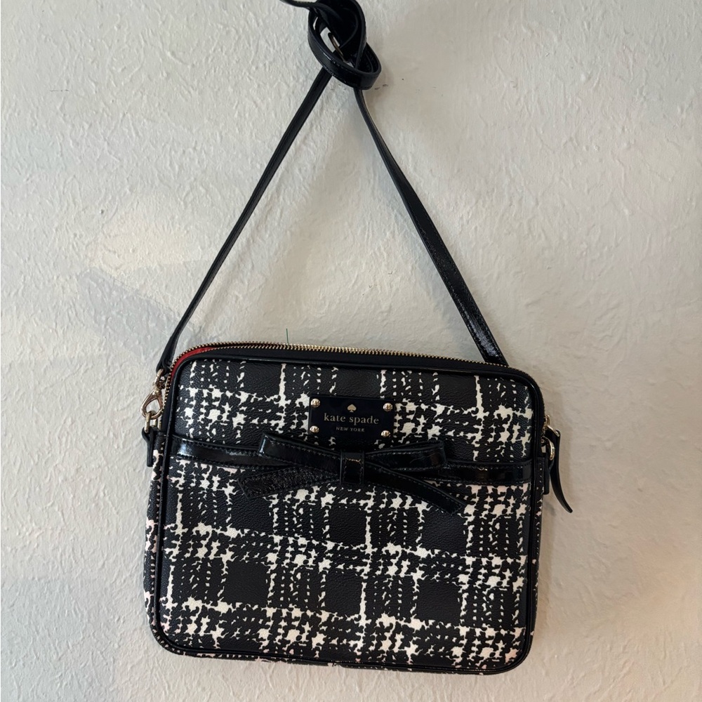 Kate‎ Spade Black and White Crossbody Bag